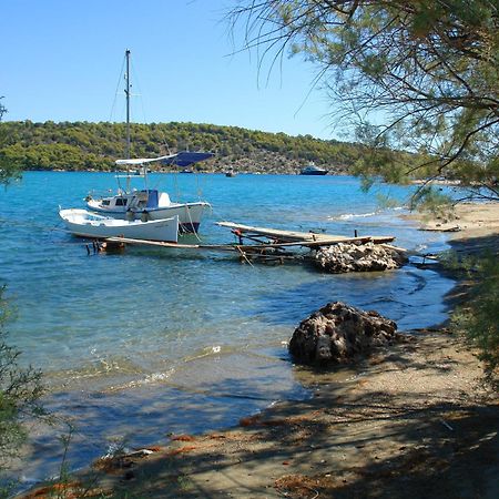 Verdelis Inn Epidaurus Eksteriør billede